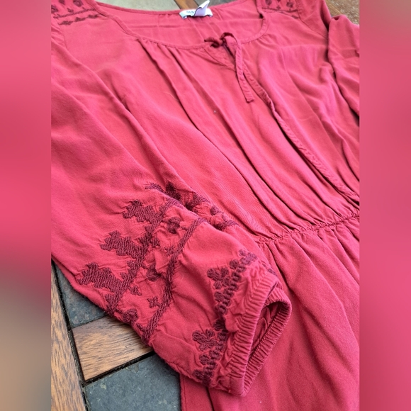 Old Navy Red Embroidered Dress - Picture 3 of 6